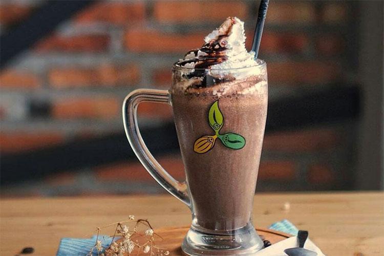 5 Ice Coffee yang Bikin Sore Kamu Makin Segar