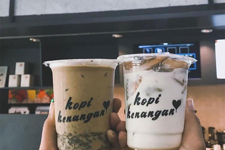 Mengambil Peluang Bisnis Kedai Kopi Yang Makin Populer