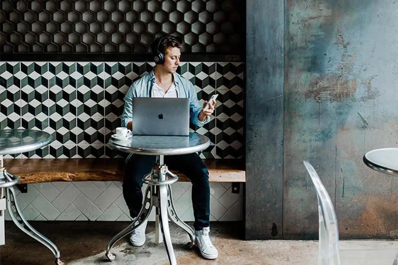 Cara Tepat Menarik Pelanggan Offline ke Media Sosial