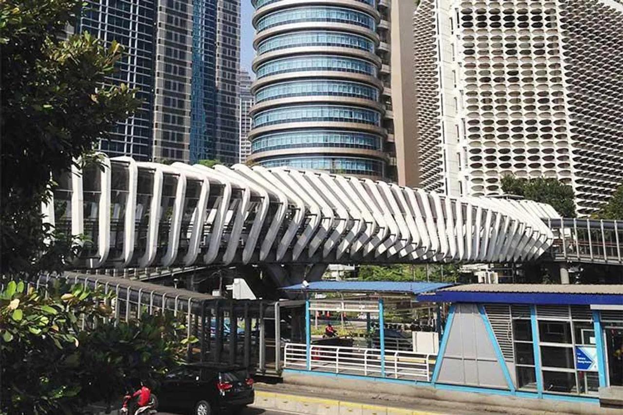 5 Lokasi Free WiFi di Ruang Publik yang Aman Digunakan