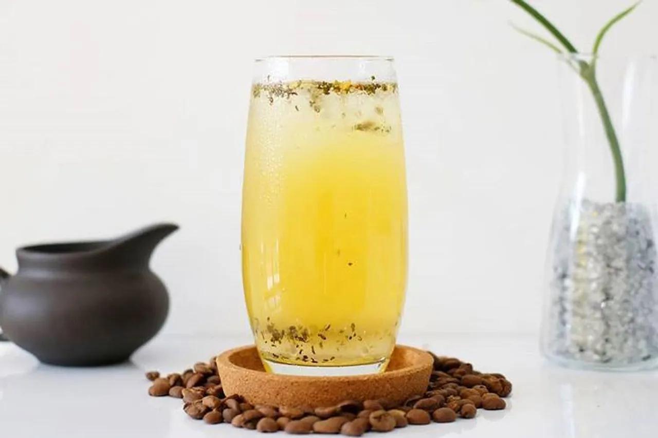 Nikmati Sajian Teh Handmade di Those Between Tea & Coffee