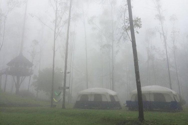 10 Tempat Glamping yang Buat Kamu Lupa Penatnya Jakarta