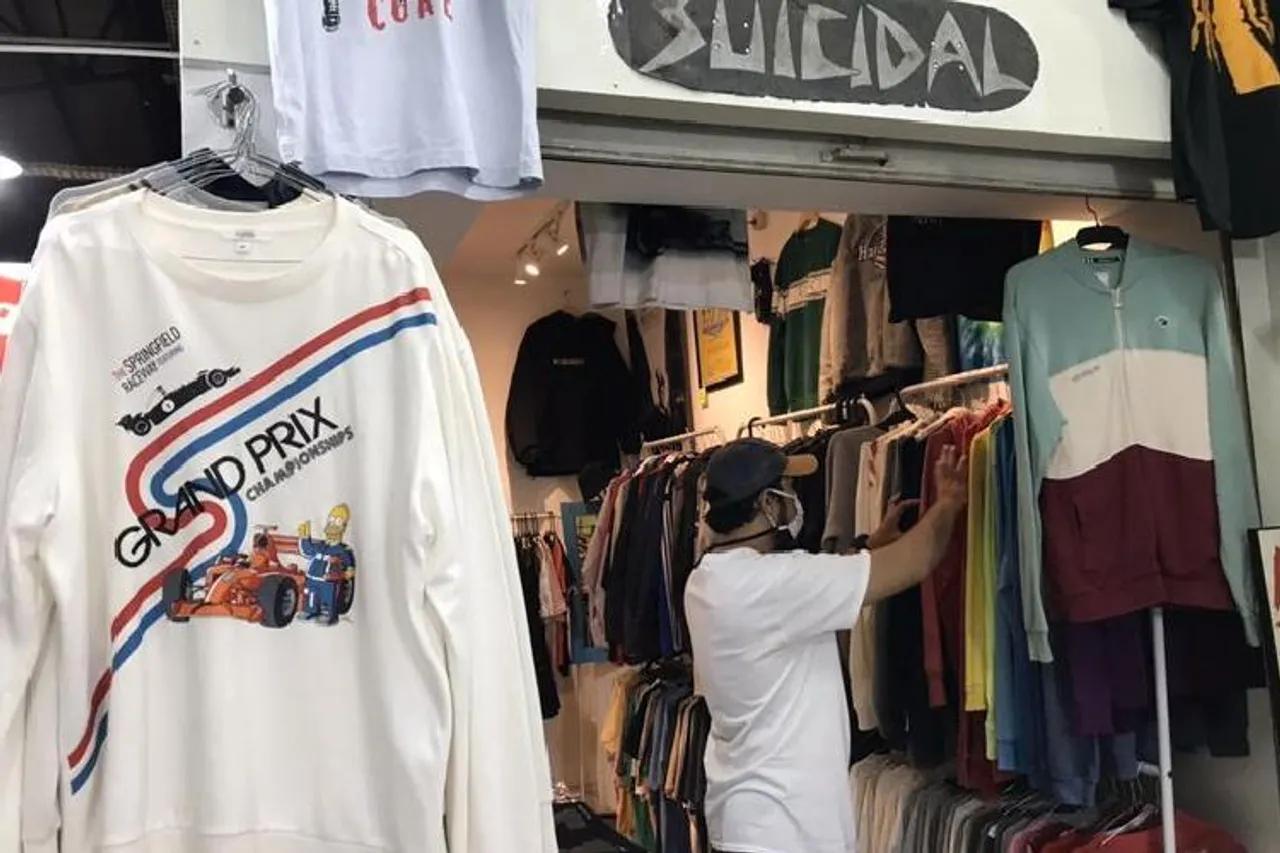7 Tempat Thrifting Barang Branded yang Hits di TikTok