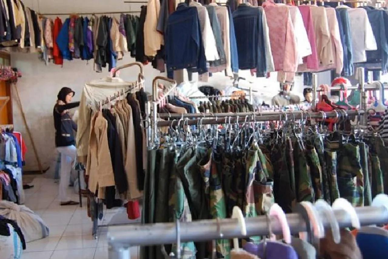 7 Tempat Thrifting Barang Branded yang Hits di TikTok