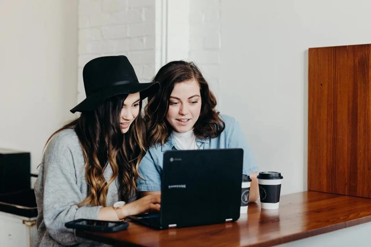 Cara Evaluasi Bisnis Cafe Menjelang Akhir Tahun