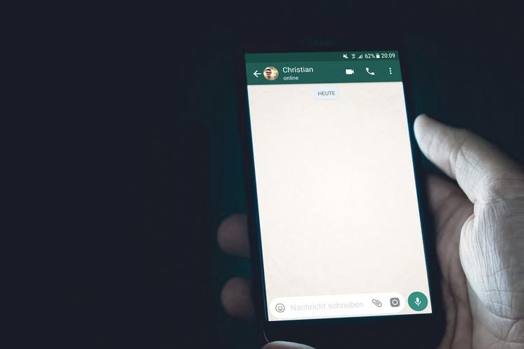 Cara Mudah Baca Pesan yang Telah Dihapus di WhatsApp