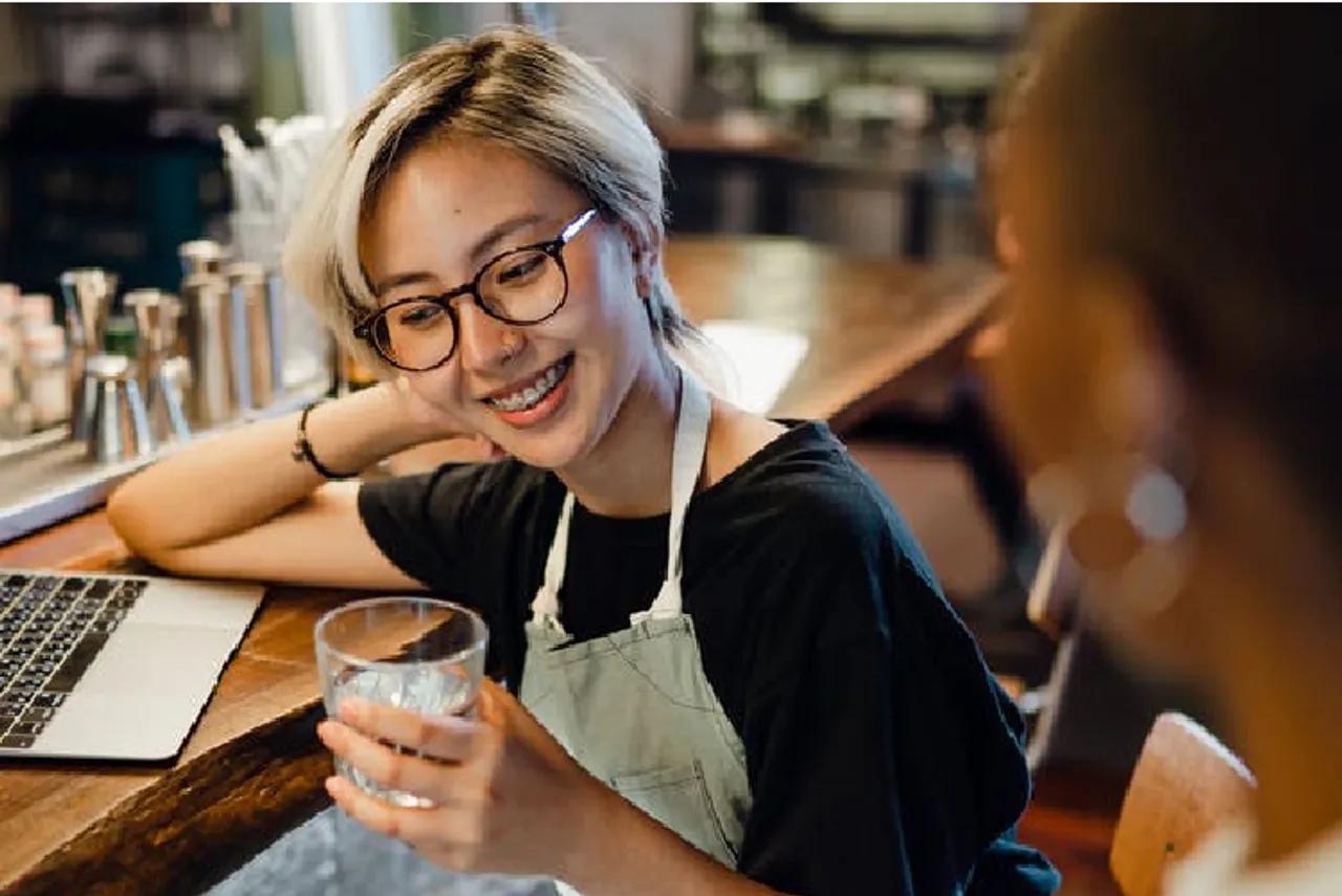 Kenali Tanda Kamu Terjebak Friendzone dan Cara Mengatasinya