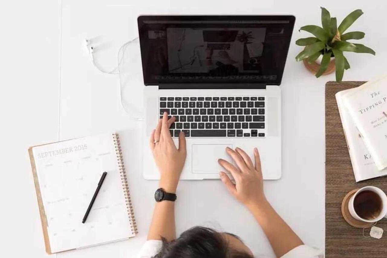 Cara Membersihkan Laptop Agar Nyaman Digunakan