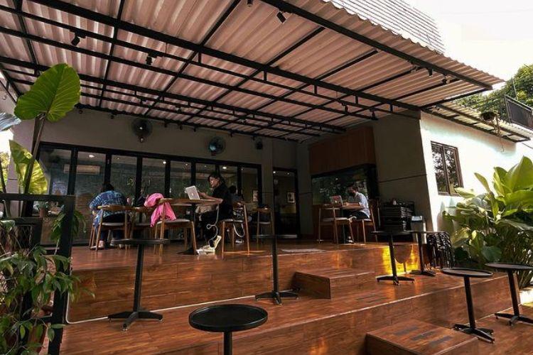 Rekomendasi Coffee Shop Nyaman Untuk WFC di Jakarta